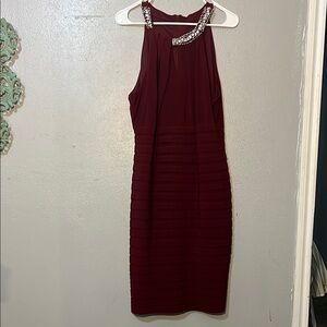 Scarlett maroon Sheath Dress